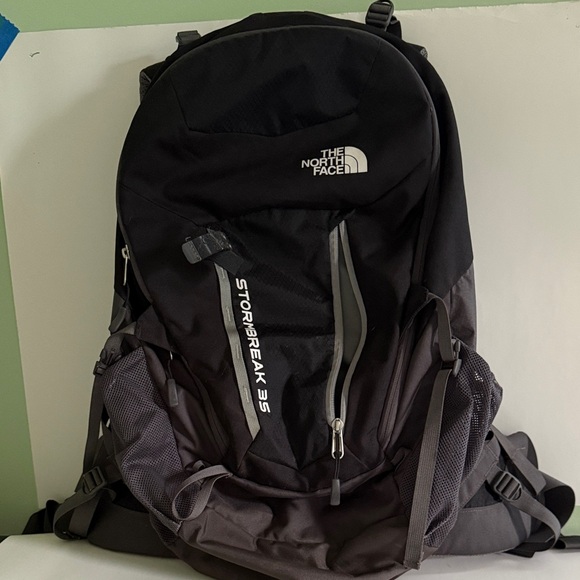 The North Face Men's Black and Gray Backpack - Picture 1 of 1